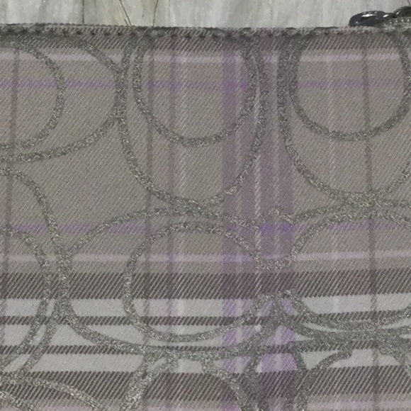 COACH Wristlet Clutch - Picture 3 of 4